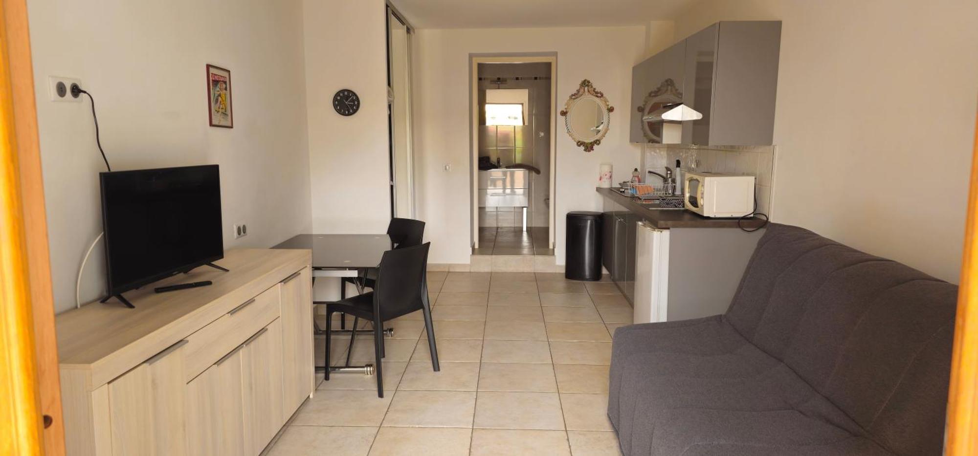 Studio Meuble-Juan Pins-Logt2 Antibes Eksteriør bilde